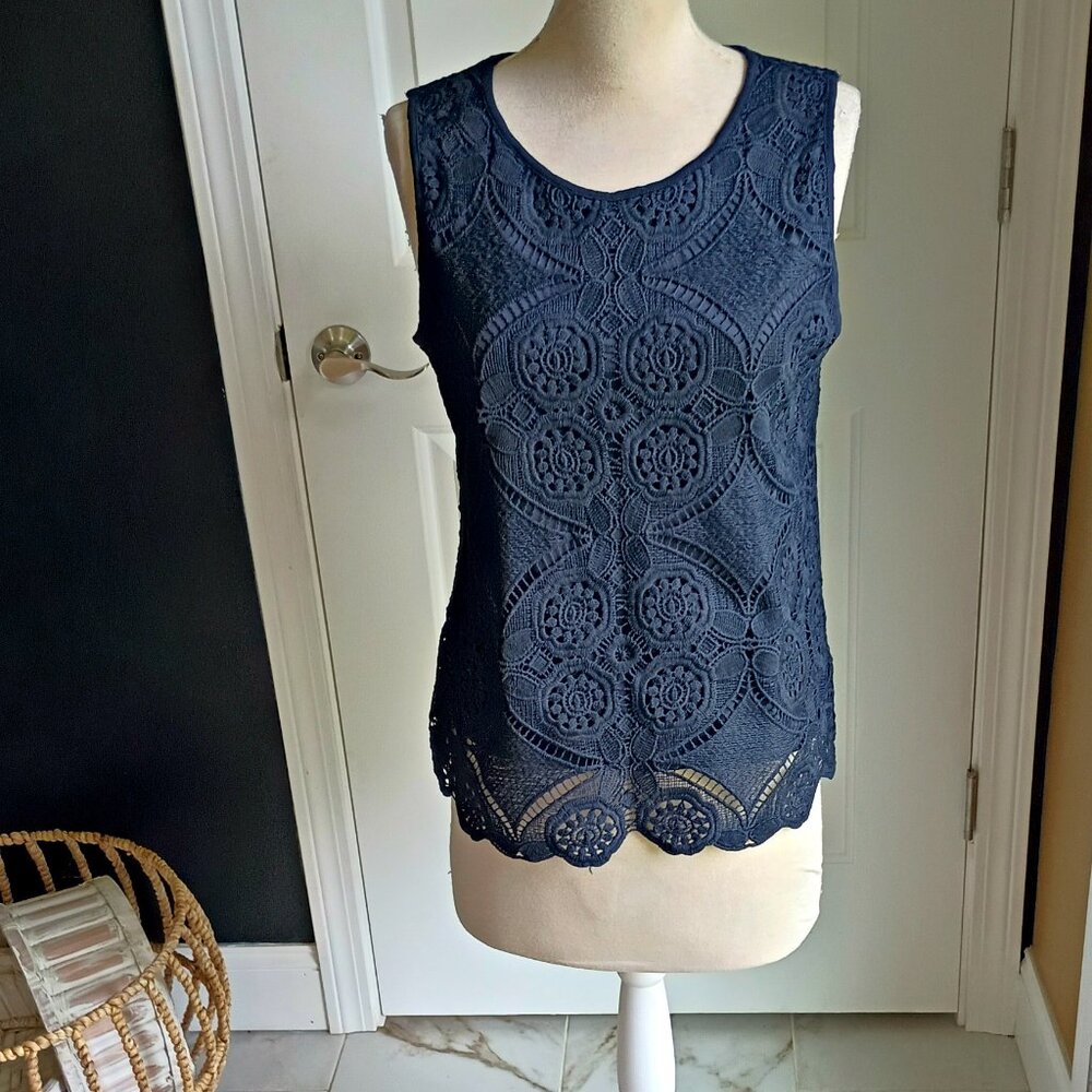 NEW! NAVY LACE SLEEVELESS TOPS By ADIVA